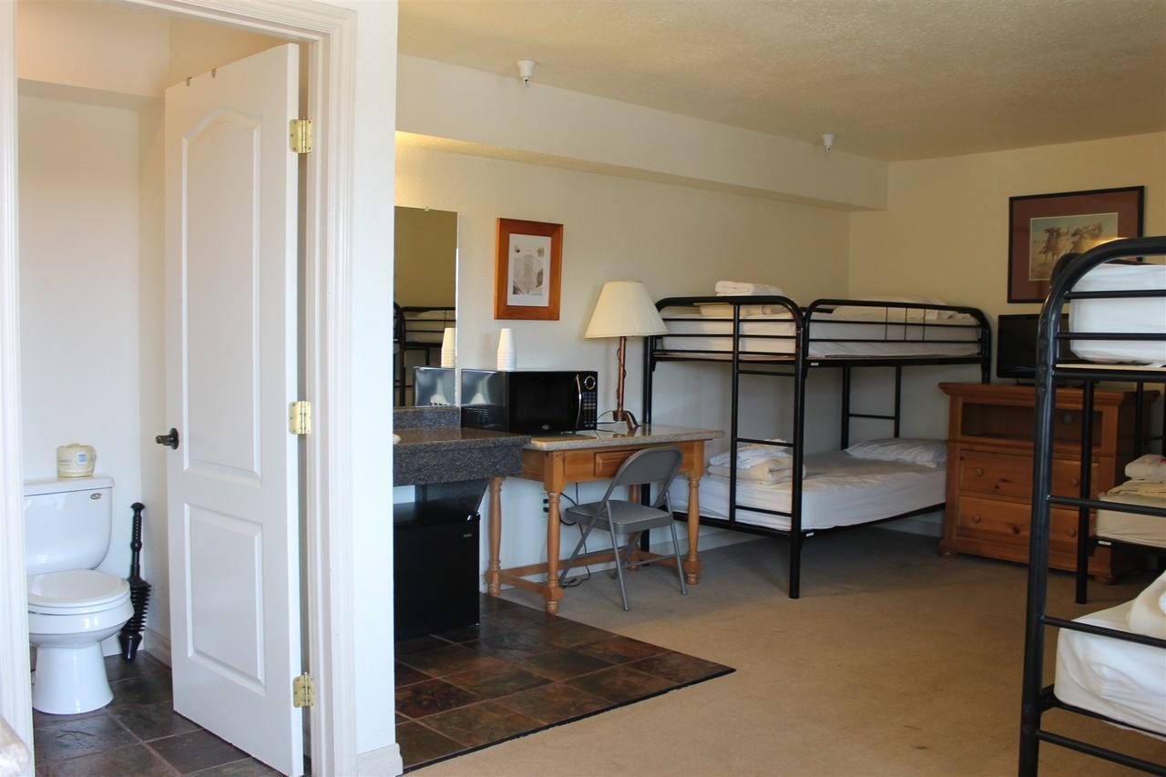 Whitney Portal Hotel And Hostel Lone Pine Rom bilde